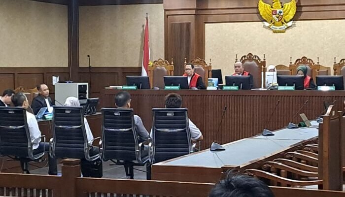 “Uang Haram” Bos Blueray John Field yang Mengalir ke Bea Cukai
