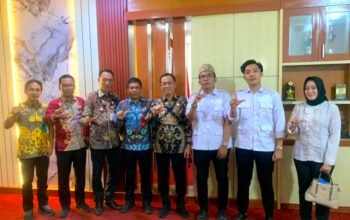 Romli Minta APPSI Menjadi Jembatan Antara Pemerintah Dan Pedagang Pasar