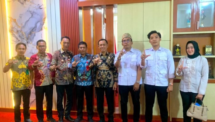 Romli Minta APPSI Menjadi Jembatan Antara Pemerintah Dan Pedagang Pasar